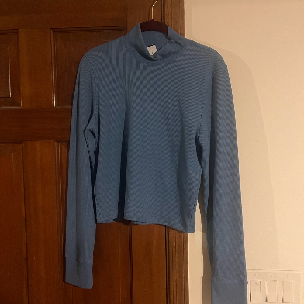 American eagle cropped mockneck